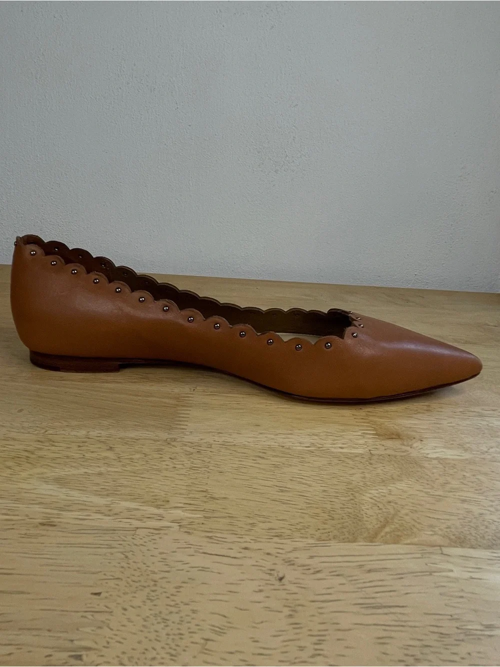 Coach Jill Scalloped Brown Studded Leather Pointed-Toe Flats Size 7.5 - Picture 3 of 12